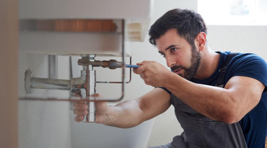 Professional water heater installation services in Tea, SD